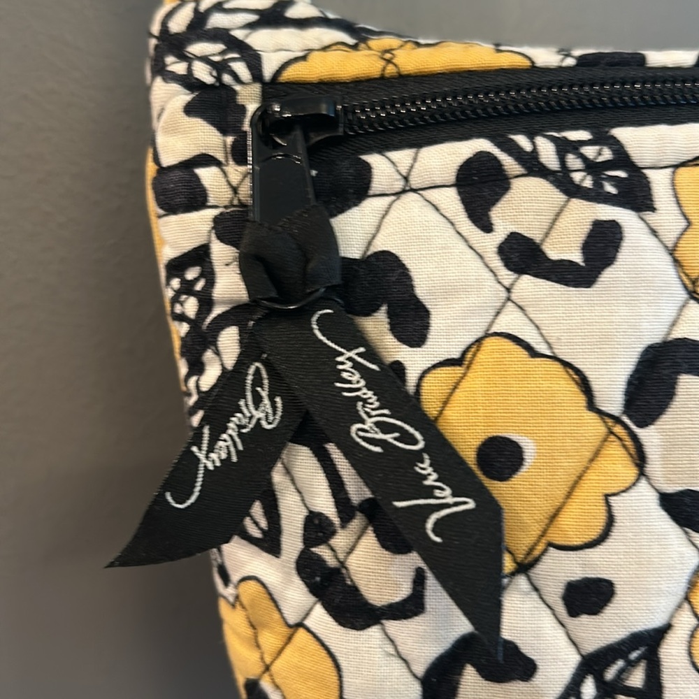 Vera Bradley Lizzy Go Wild Crossbody Purse - Picture 4 of 9